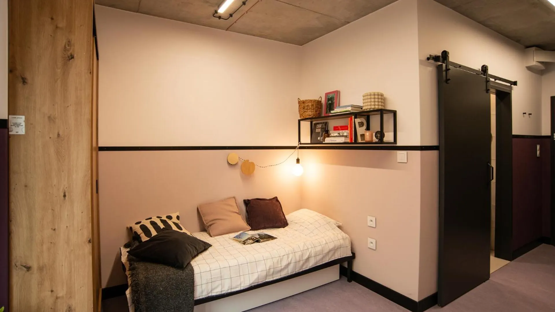Ht Nest Coliving Apartment Warsaw Poland