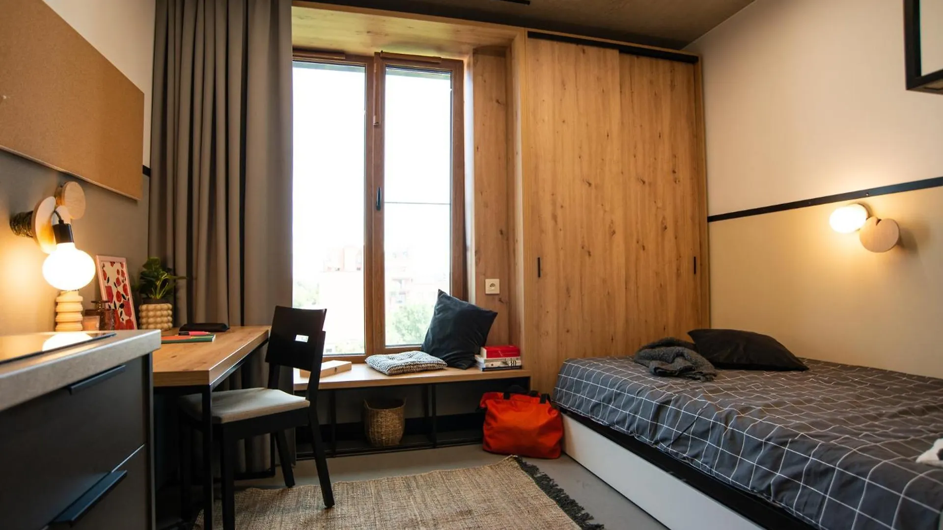 Ht Nest Coliving Apartment Warsaw