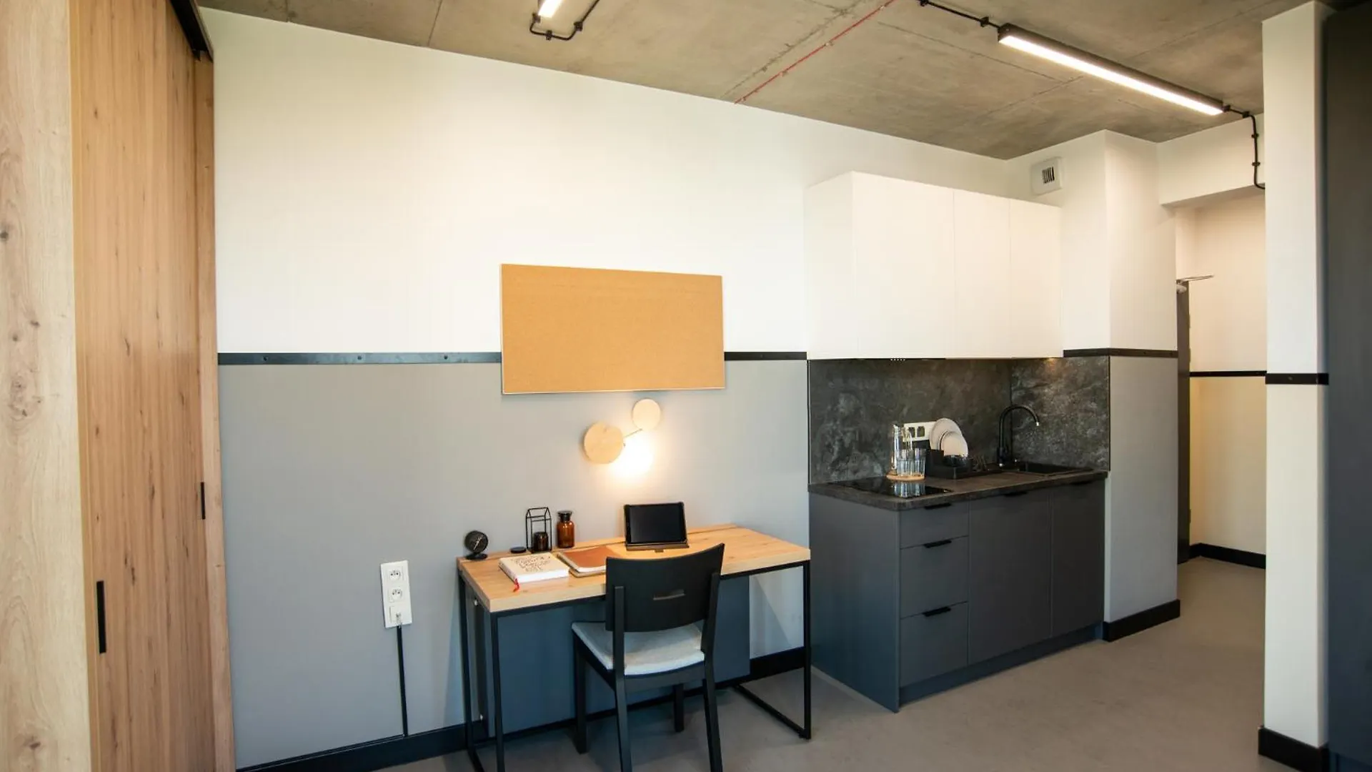 Ht Nest Coliving Apartment Warsaw
