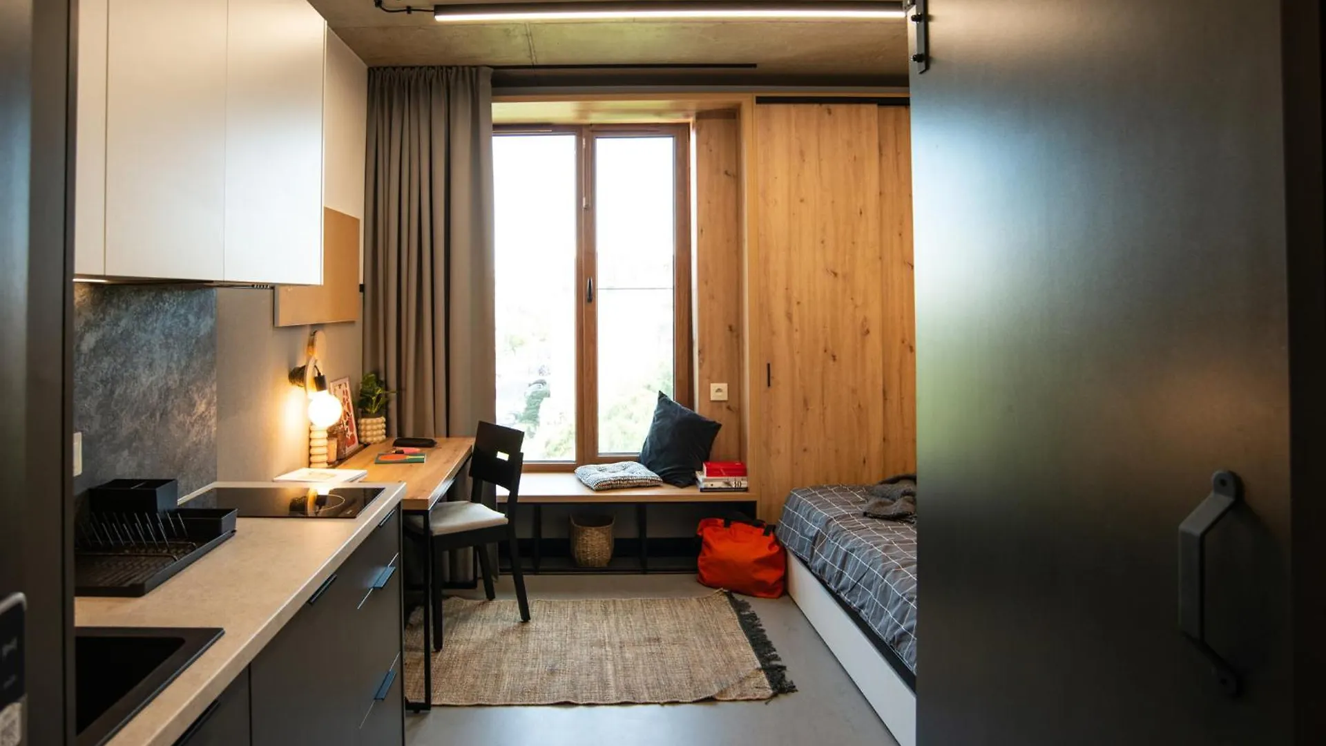 Ht Nest Coliving Apartment Warsaw Poland